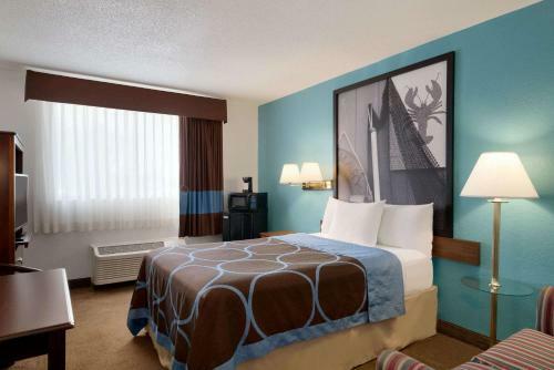 Hotel Super 8 By Wyndham Portland/westbrook Area