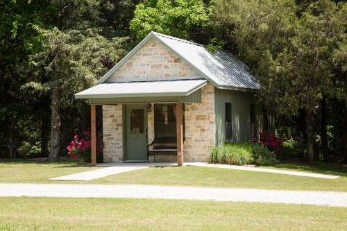 Hostal Nrs Event Center & Guest Ranch