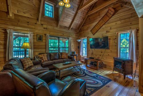 Hidden Pond Cabin