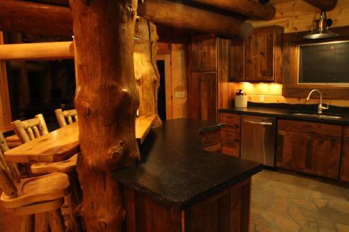 Rustic Cabin Rental
