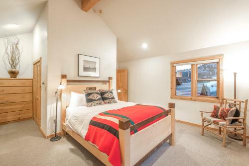 Skydance Cabin