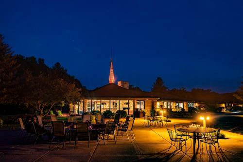Hotel Spring Valley Inn