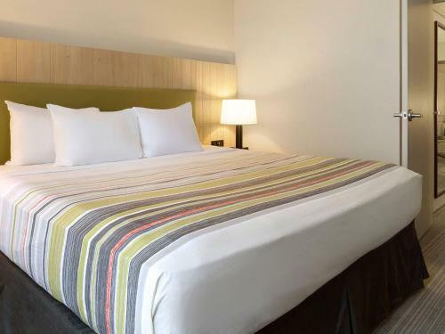 Hotel Country Inn & Suites By Radisson, Elk River, Mn