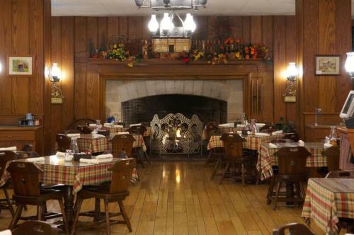 Hotel Spring Mill Inn