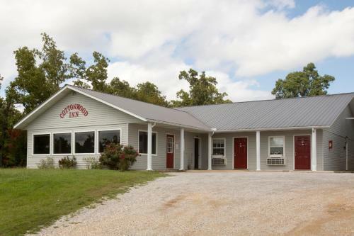 Motel Cottonwood Inn