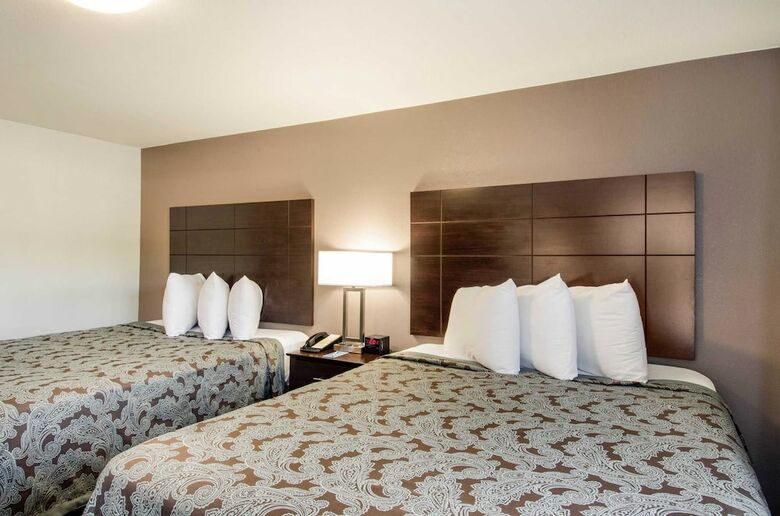 Hotel Rodeway Inn Middleboro-plymouth