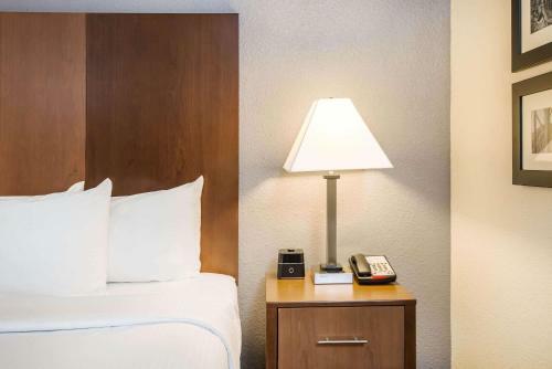 Hotel La Quinta By Wyndham Morgantown