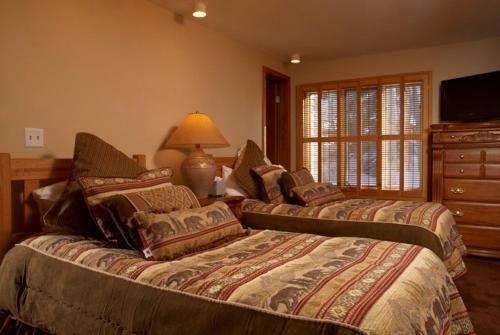 Slopeside Chalet