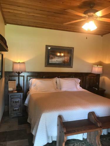 Hotel Joshua Creek Ranch