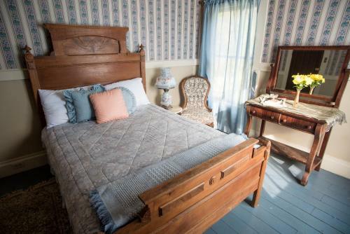 Avery Hotel
