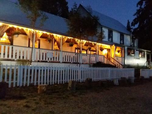 Avery Hotel