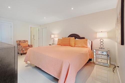 Solare Garden Villa 865