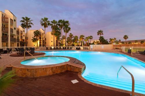 Solare Garden Villa 865