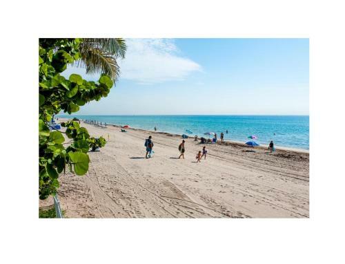 Apartamento Oceanfront With Balcony Sunny Isles - Spectacular!