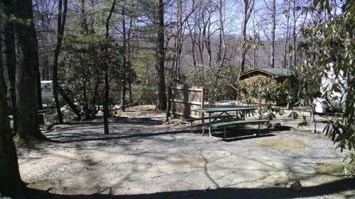 Linville Falls Campground, Rv Park, And Cabins