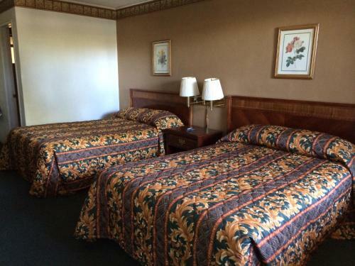 Townhouse Motel