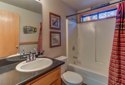 Deer Lane 11 By Village Properties At Sunriver