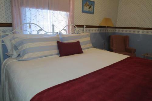 Campbell House B&B