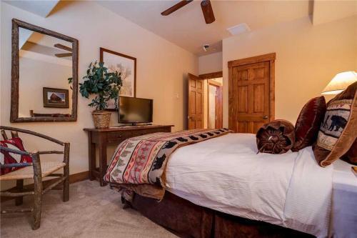 2306 Timberline Lodge, Trappeur's Crossing