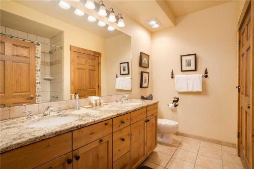 2306 Timberline Lodge, Trappeur's Crossing