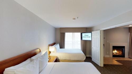 Hotel Chase Suites Brea