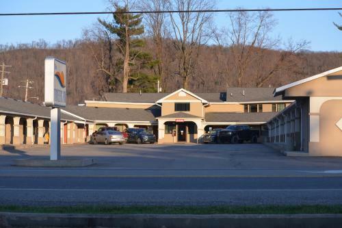 Motel Travelers Inn
