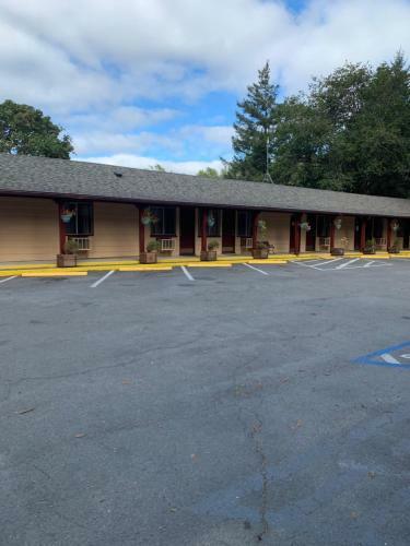 Hotel Dean Creek Resort