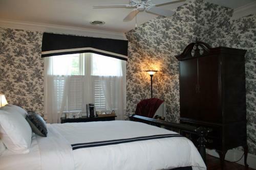 Posada State Street Inn