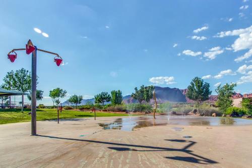Splash Pad Place: Paradise Village #29