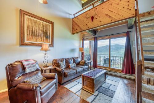 Emerald Views At The West