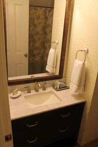 Bed & Breakfast Foley House Inn