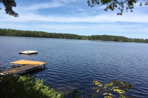 Selah Lakefront Retreat