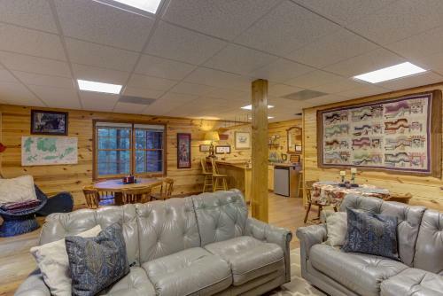 Hemlock Hideaway