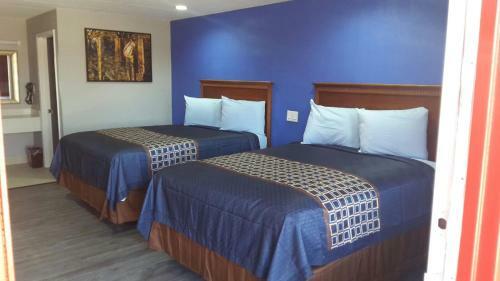 Motel Paris Inn And Suites