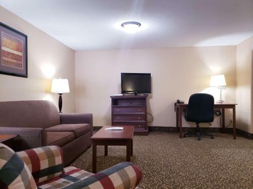 Surestay Plus Hotel By Best Western Black River Falls