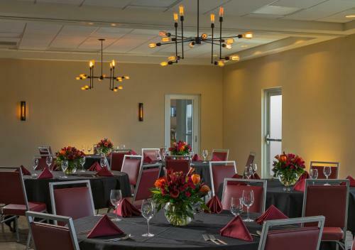 Hotel Four Points By Sheraton Midland