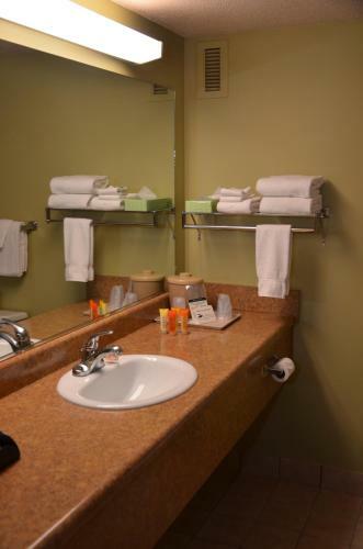 Hotel Tawas Bay Beach Resort