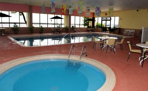 Hotel Tawas Bay Beach Resort