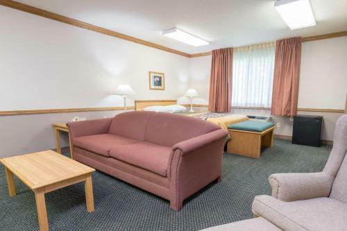Hotel Super 8 By Wyndham Sheldon