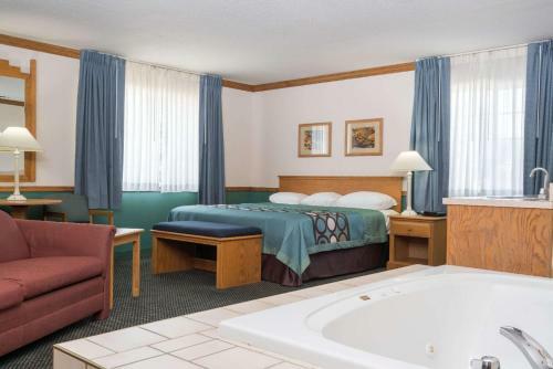Hotel Super 8 By Wyndham Sheldon