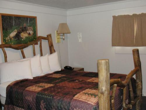 Motel Snider's Rustic Inn