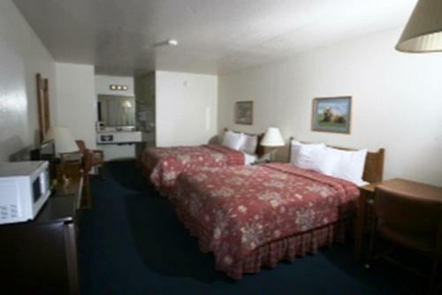 Hotel Christmas Tree Inn