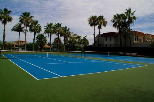 Apartamento East Gulf Condo #1321