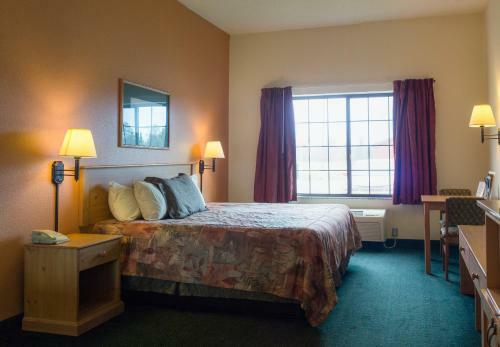 Hotel White Oak Inn And Suites