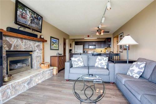 Bronze Tree Condominiums - Bt206