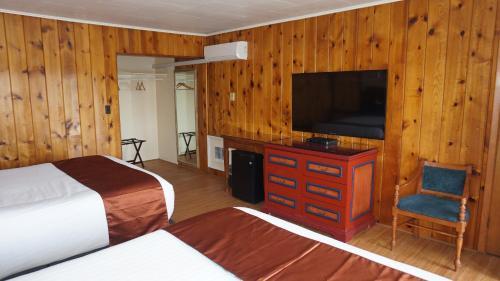 Hotel Melitas Crater Lake