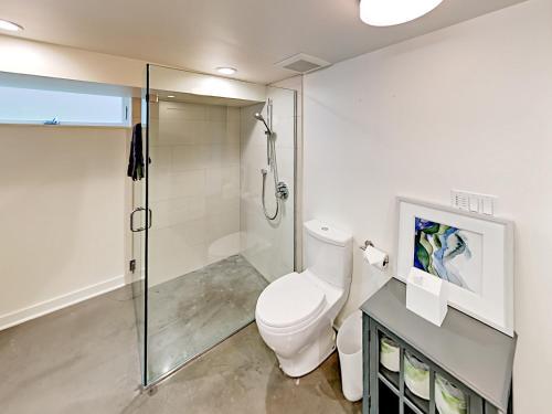 346 West Kinnear Place Home