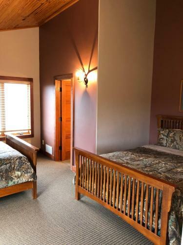 Comstock Premier Lodge Llc