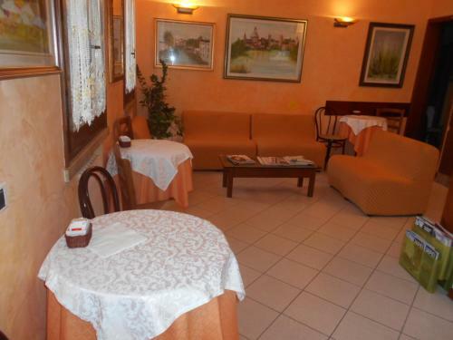 Hotel Paradiso