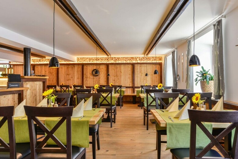 Hostal Hotel Gasthof Krone